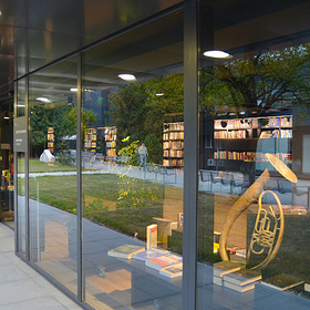 photo-36_280x280_crop_478b24840a