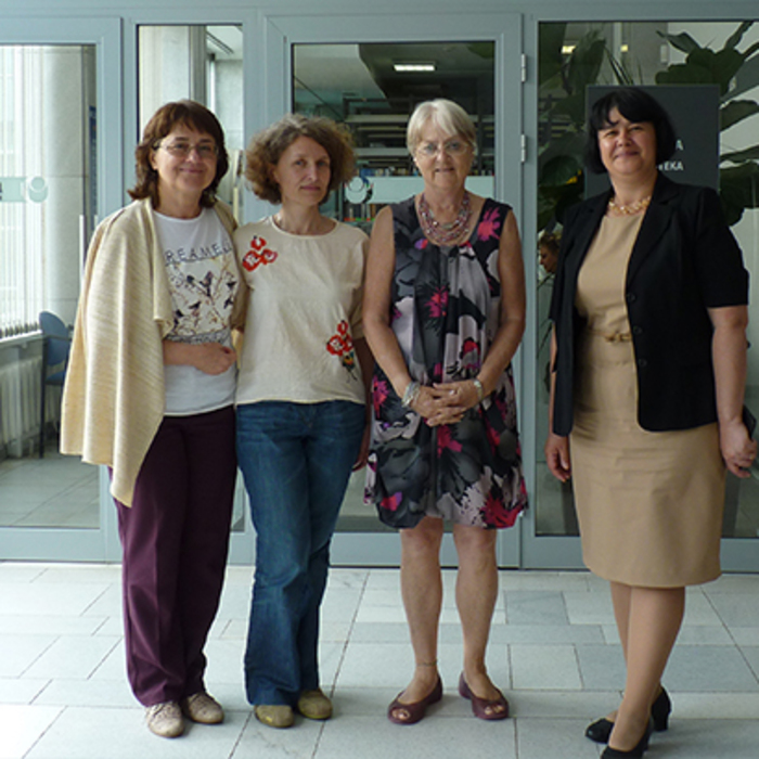 nansi_700x700_crop_478b24840a