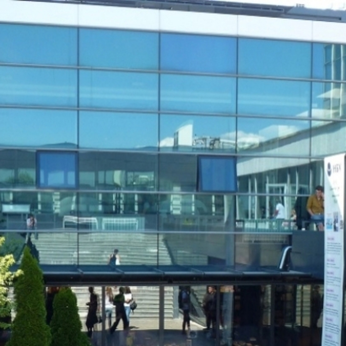 otvorena_700x700_crop_478b24840a