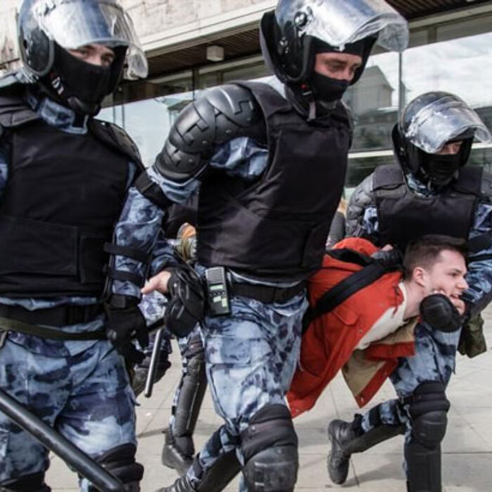 pravitelstvoto_700x700_crop_478b24840a