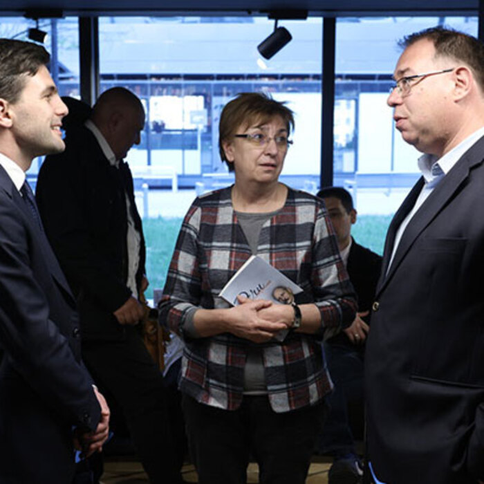 izdatelstvoto_700x700_crop_478b24840a