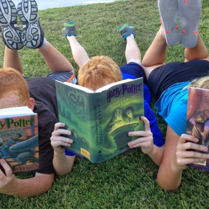 chetene-deca_700x700_crop_478b24840a