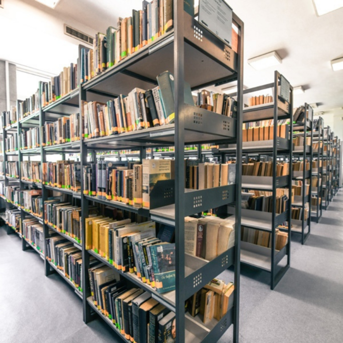 librarg_700x700_crop_478b24840a