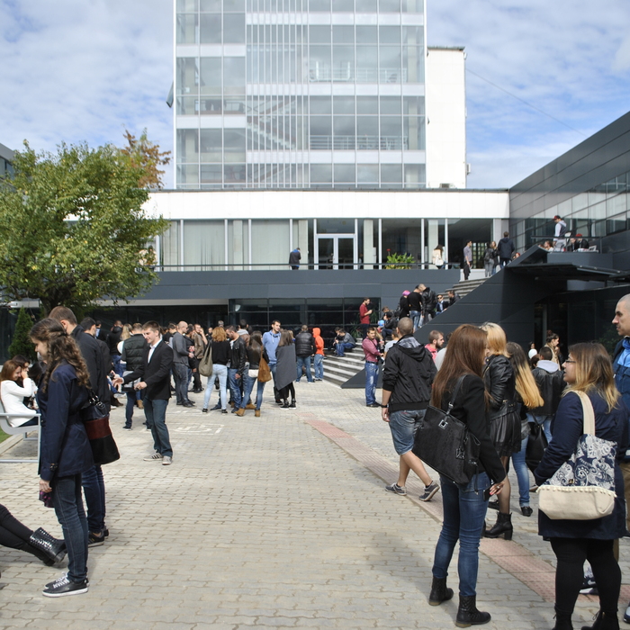 dsc0081_700x700_crop_478b24840a