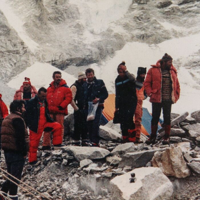 da-dokosnesh-nebeto_700x700_crop_478b24840a