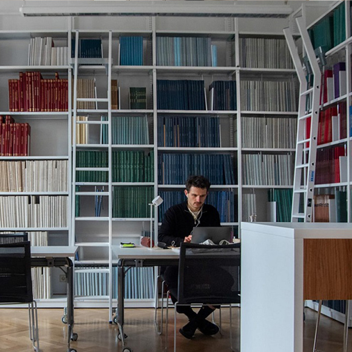 seminar-za-doktoranti-thedesignconcept-co-uk_700x700_crop_478b24840a